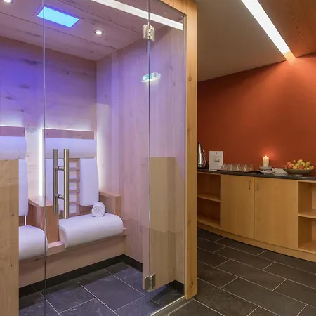 Sunstar فندق أروسا